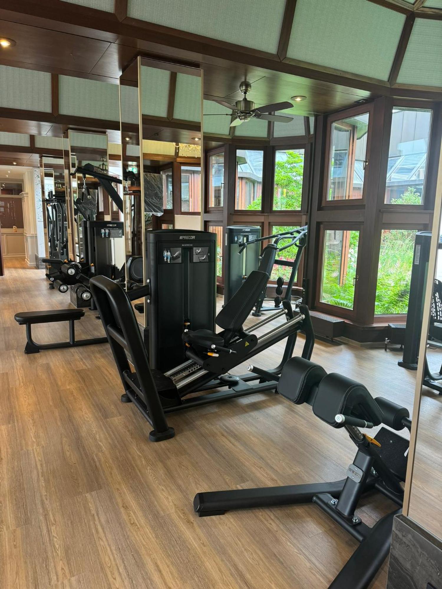 Mokni'S Palais Hotel & Spa Bad Wildbad Ngoại thất bức ảnh