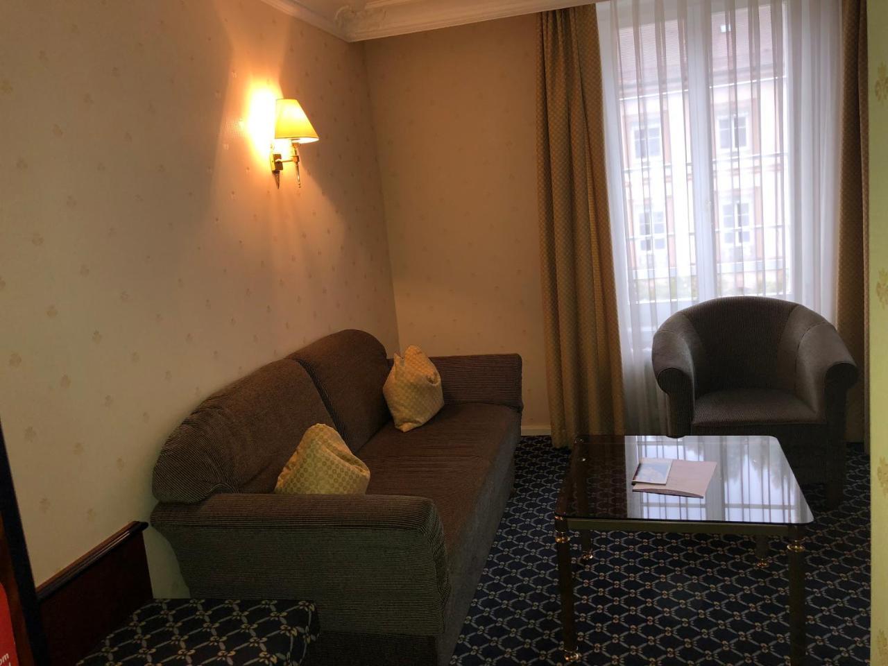 Mokni'S Palais Hotel & Spa Bad Wildbad Ngoại thất bức ảnh