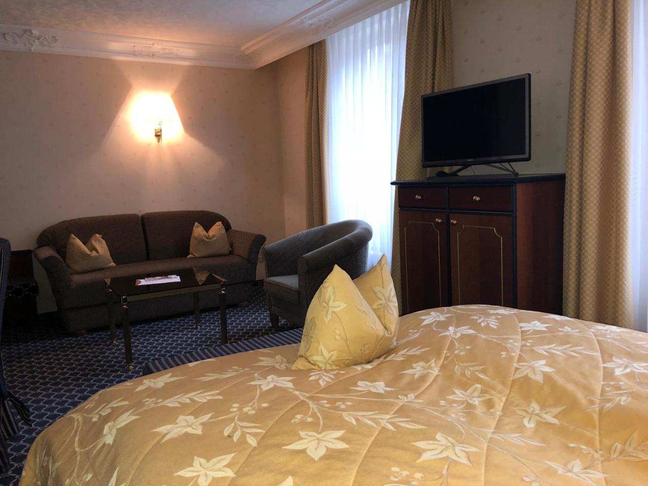 Mokni'S Palais Hotel & Spa Bad Wildbad Ngoại thất bức ảnh